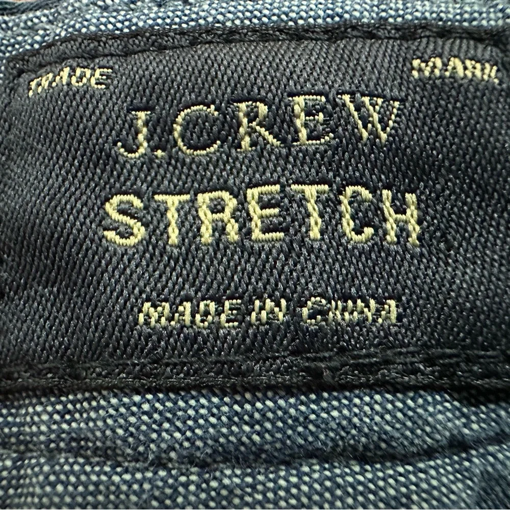 #290-‎ J. Crew Men's Dark Blue Flat Front Shorts